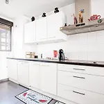 Apartment Paradis - 3 Etoiles, Vue Apaisante Sur Golf, Pins Parasols, 2e Etage - 80 M2 Dont Terrasse Avec Pergola, 2 Chambres, 3 Clim, Wifi - Piscine, Parking Et Park A Velos, Ascenseur - En Option Linge, Menage - Pistes Cyclables, A Proxi Saint-Cyprien (Pyrenees-Orientales)