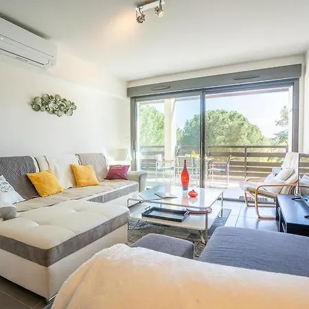 Paradis - 3 étoiles, Vue Apaisante Sur Golf, Pins Parasols, 2è étage - 80 M2 Dont Terrasse Avec Pergola, 2 Chambres, 3 Clim, Wifi - Piscine, Parking Et Park à Vélos, Ascenseur - En Option Linge, Ménage - Pistes Cyclables, à Proxi Appartement Saint-Cyprien (Pyrenees-Orientales)