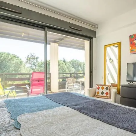 Paradis - 3 étoiles, Vue Apaisante Sur Golf, Pins Parasols, 2è étage - 80 M2 Dont Terrasse Avec Pergola, 2 Chambres, 3 Clim, Wifi - Piscine, Parking Et Park à Vélos, Ascenseur - En Option Linge, Ménage - Pistes Cyclables, à Proxi Appartement *