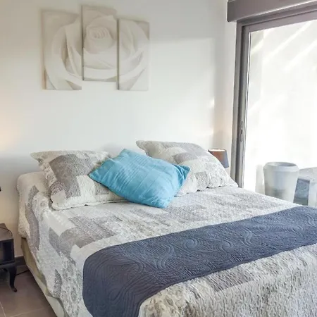 Appartement Paradis - 3 étoiles, Vue Apaisante Sur Golf, Pins Parasols, 2è étage - 80 M2 Dont Terrasse Avec Pergola, 2 Chambres, 3 Clim, Wifi - Piscine, Parking Et Park à Vélos, Ascenseur - En Option Linge, Ménage - Pistes Cyclables, à Proxi