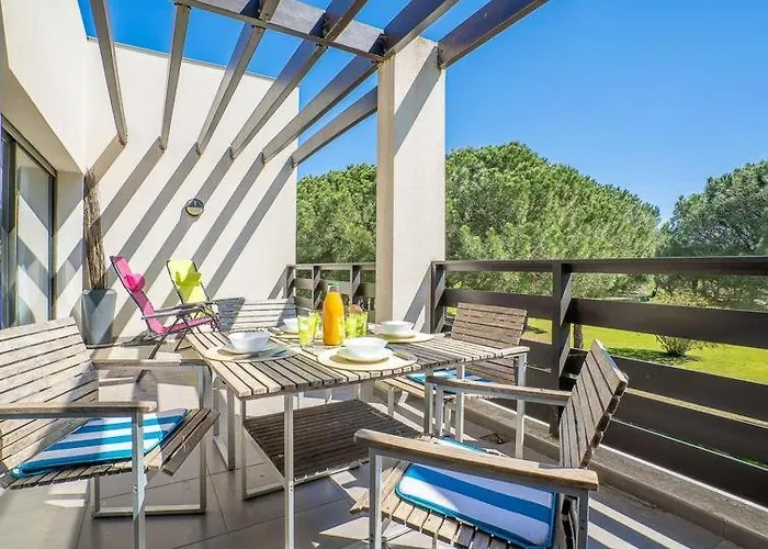 Lejlighed Paradis - 3 Etoiles, Vue Apaisante Sur Golf, Pins Parasols, 2e Etage - 80 M2 Dont Terrasse Avec Pergola, 2 Chambres, 3 Clim, Wifi - Piscine, Parking Et Park A Velos, Ascenseur - En Option Linge, Menage - Pistes Cyclables, A Proxi