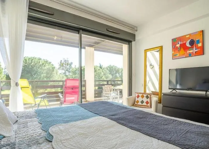 Paradis - 3 Etoiles, Vue Apaisante Sur Golf, Pins Parasols, 2e Etage - 80 M2 Dont Terrasse Avec Pergola, 2 Chambres, 3 Clim, Wifi - Piscine, Parking Et Park A Velos, Ascenseur - En Option Linge, Menage - Pistes Cyclables, A Proxi Lejlighed *
