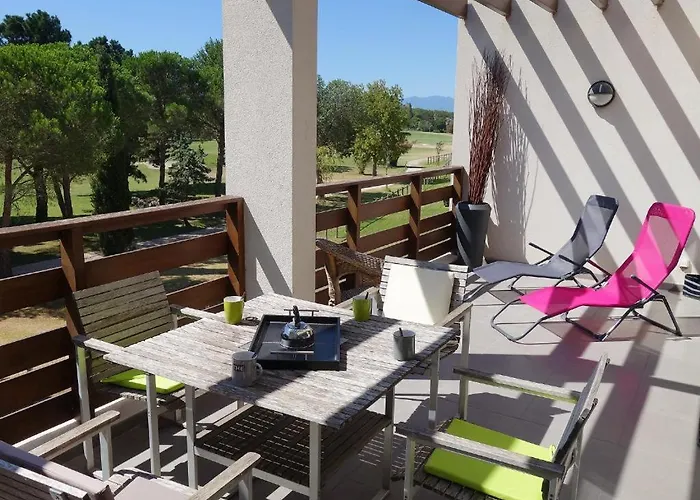 Paradis - 3 Etoiles, Vue Apaisante Sur Golf, Pins Parasols, 2e Etage - 80 M2 Dont Terrasse Avec Pergola, 2 Chambres, 3 Clim, Wifi - Piscine, Parking Et Park A Velos, Ascenseur - En Option Linge, Menage - Pistes Cyclables, A Proxi Lejlighed Saint-Cyprien (Pyrenees-Orientales)