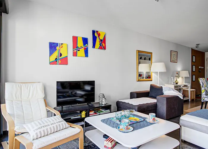 Paradis - 3 Etoiles, Vue Apaisante Sur Golf, Pins Parasols, 2e Etage - 80 M2 Dont Terrasse Avec Pergola, 2 Chambres, 3 Clim, Wifi - Piscine, Parking Et Park A Velos, Ascenseur - En Option Linge, Menage - Pistes Cyclables, A Proxi Lejlighed *