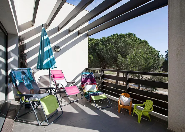 Paradis - 3 Etoiles, Vue Apaisante Sur Golf, Pins Parasols, 2e Etage - 80 M2 Dont Terrasse Avec Pergola, 2 Chambres, 3 Clim, Wifi - Piscine, Parking Et Park A Velos, Ascenseur - En Option Linge, Menage - Pistes Cyclables, A Proxi * Saint-Cyprien (Pyrenees-Orientales)