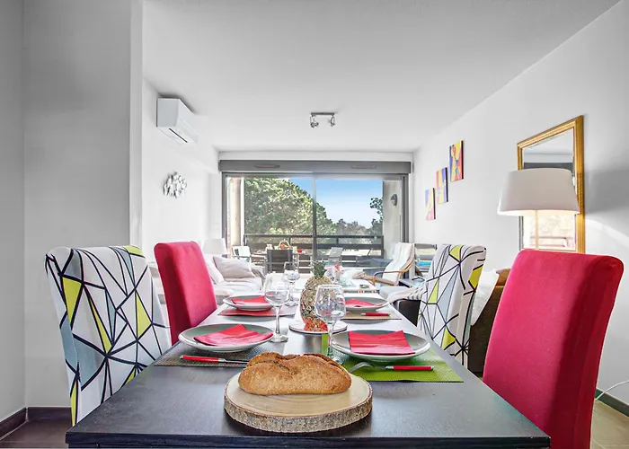 Paradis - 3 Etoiles, Vue Apaisante Sur Golf, Pins Parasols, 2e Etage - 80 M2 Dont Terrasse Avec Pergola, 2 Chambres, 3 Clim, Wifi - Piscine, Parking Et Park A Velos, Ascenseur - En Option Linge, Menage - Pistes Cyclables, A Proxi *