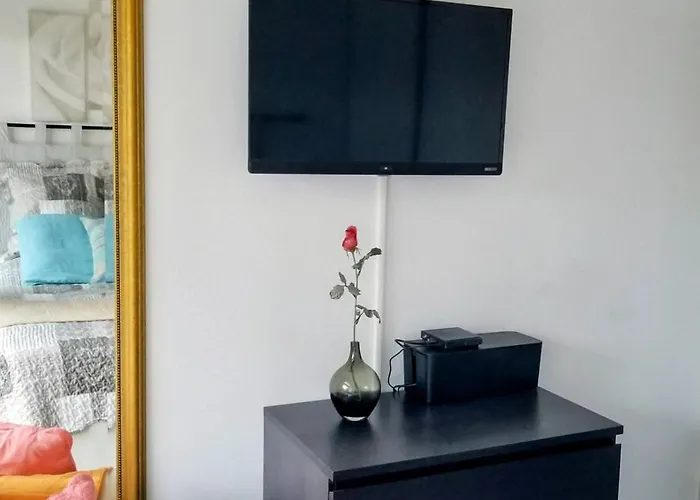 Paradis - 3 Etoiles, Vue Apaisante Sur Golf, Pins Parasols, 2e Etage - 80 M2 Dont Terrasse Avec Pergola, 2 Chambres, 3 Clim, Wifi - Piscine, Parking Et Park A Velos, Ascenseur - En Option Linge, Menage - Pistes Cyclables, A Proxi Lejlighed Saint-Cyprien (Pyrenees-Orientales)